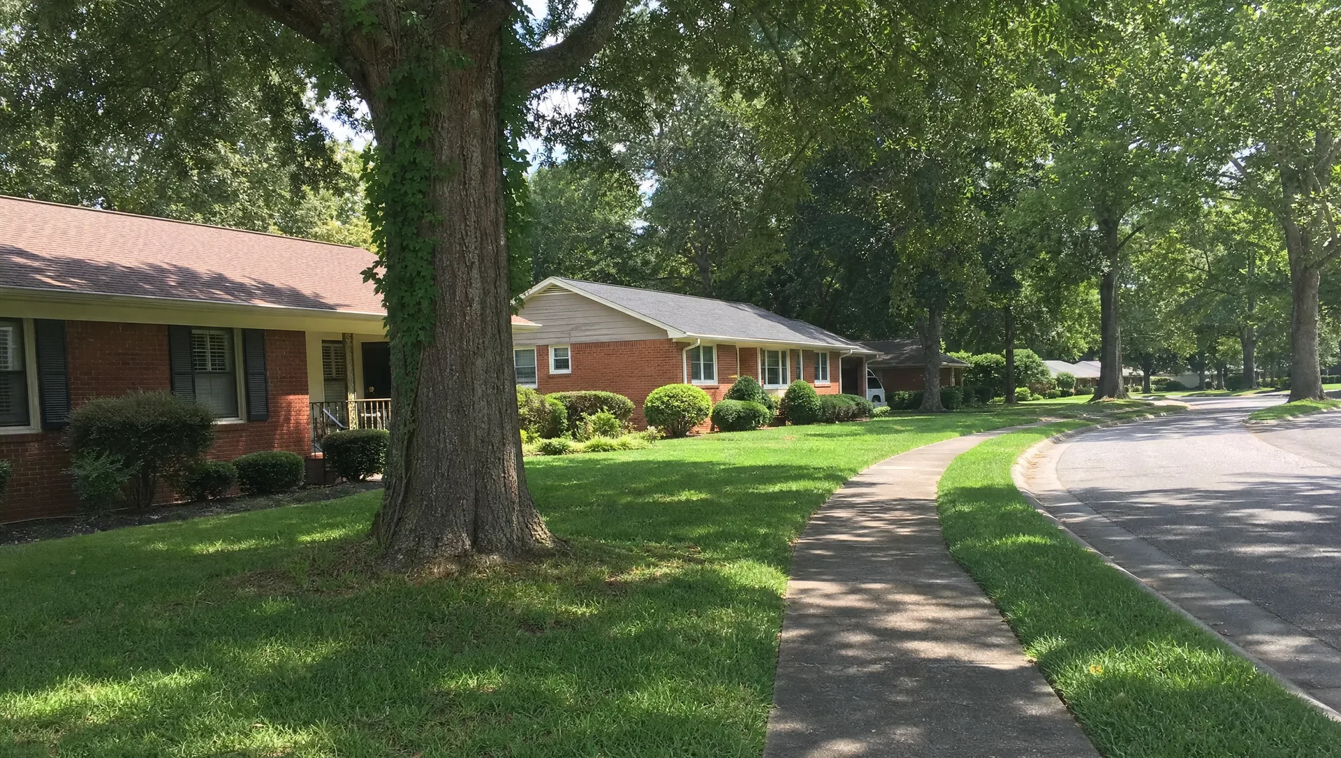 How to choose a neighborhood in Riverdale, GA