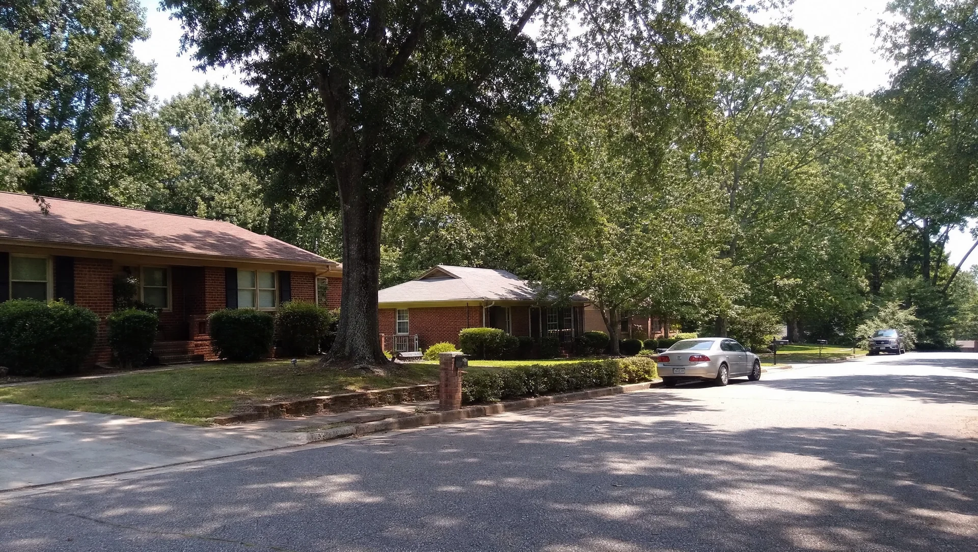 Contact Johnnie Benton Sr.